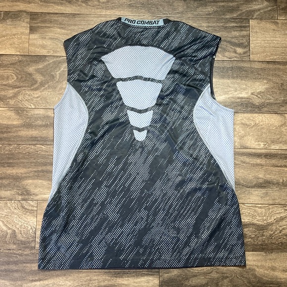Nike Pro Combat Dri-FIT Fitted Sleeveless Shirts Large (Lot of 2) Tank Top - Picture 3 of 13